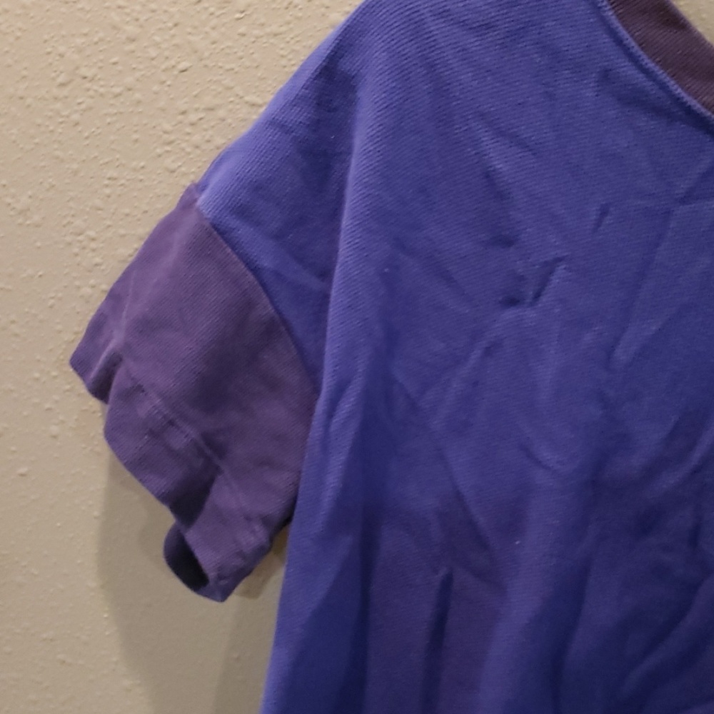Nike top - Picture 2 of 5